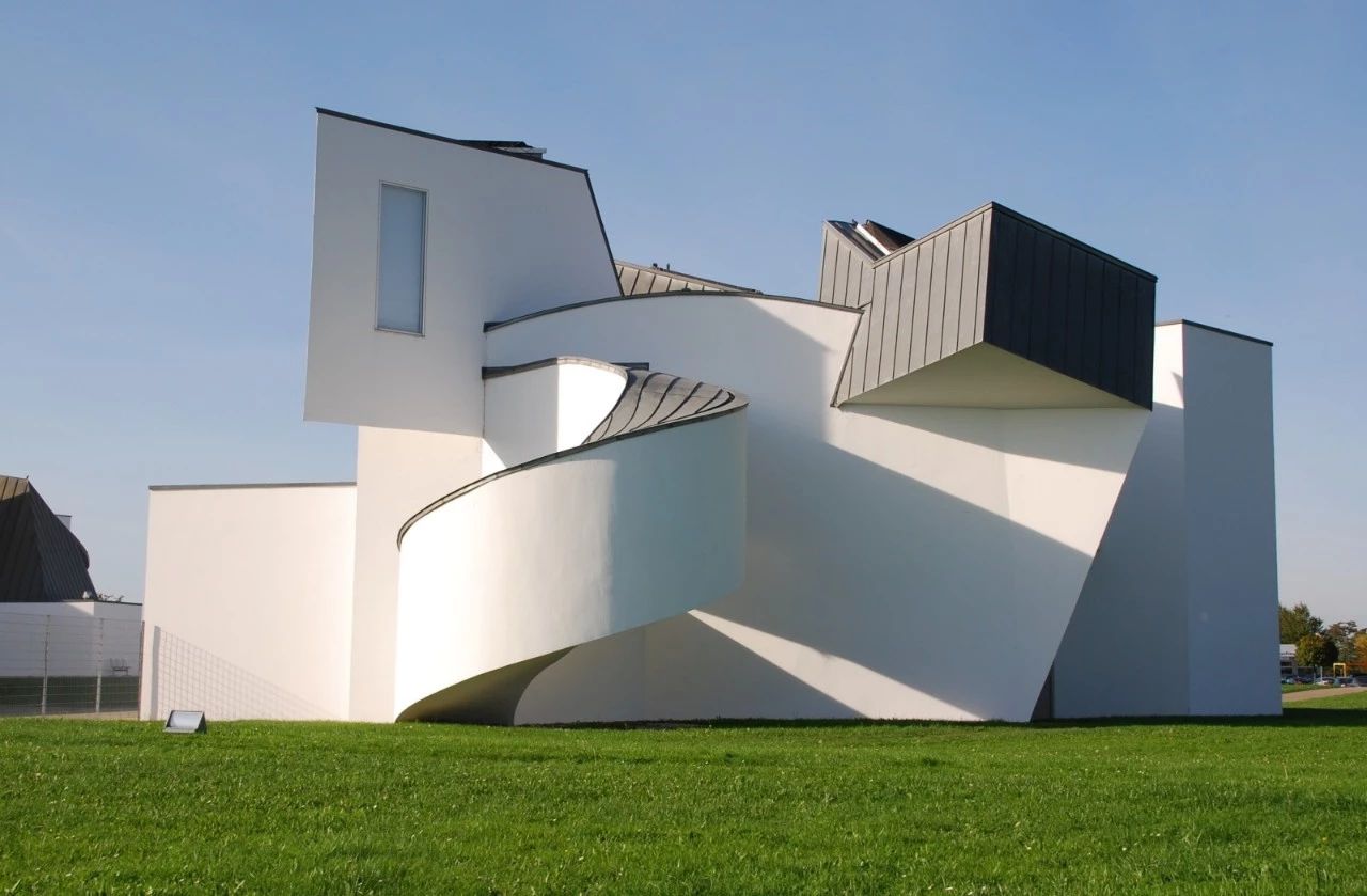 解构主义建筑大师弗兰克·盖里,10个经典作品超级震撼!