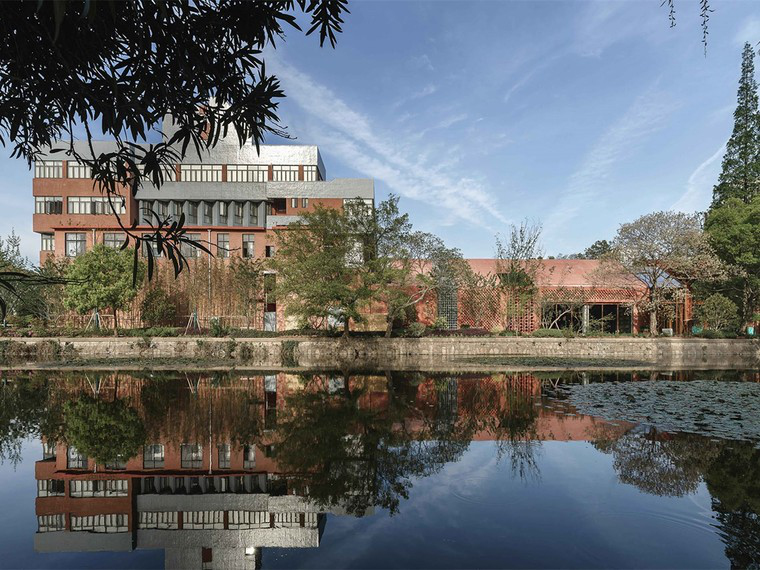 上海华东师范大学丽娃河畔书吧 |上海日清建筑设计有限公司